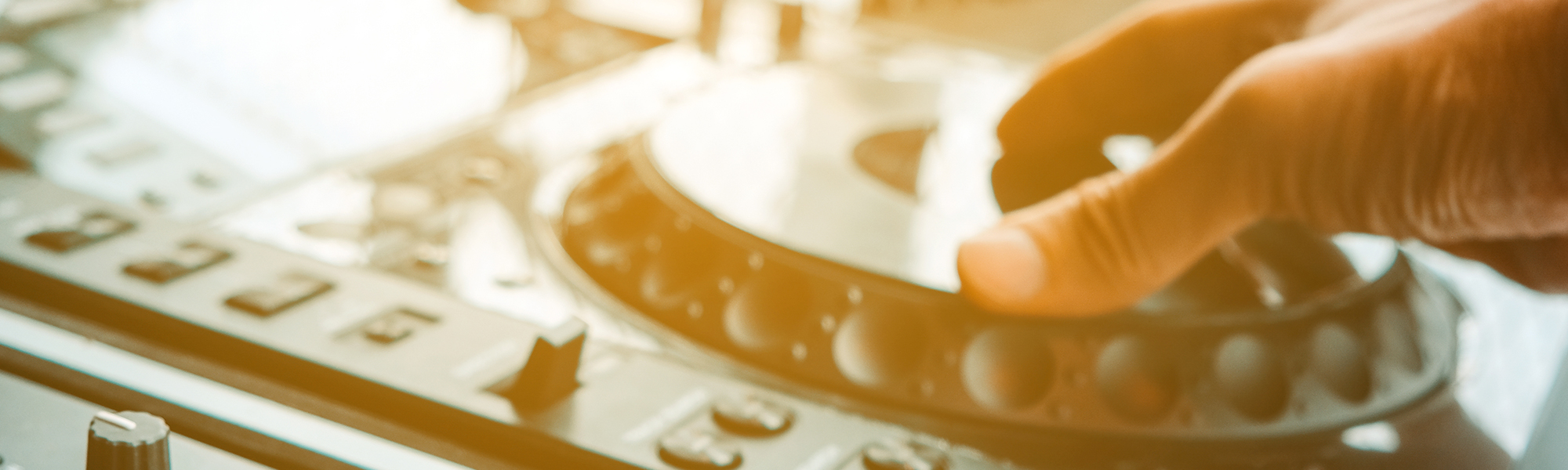 20240531155444_X6mv3G0Z.jpg_carousel_인천음향_인천음향,태창음향,인천노래방기기,인천CCTV설치,인천음향기기,마이크,무선마이크,인천음향대여,중고음향기기,매입판매,판매설치,인천스피커,인천앰프